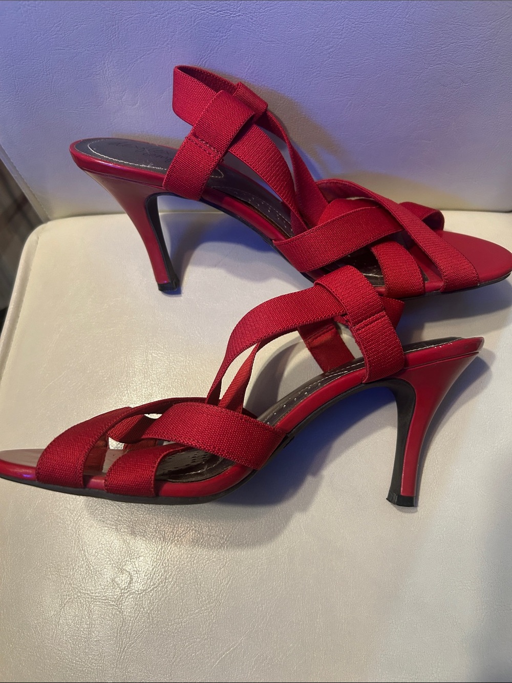 dexflex comfort Red Elastic Strappy Sandals | Size: 8.5 | Heel: 3 3/4 GC - Picture 8 of 8